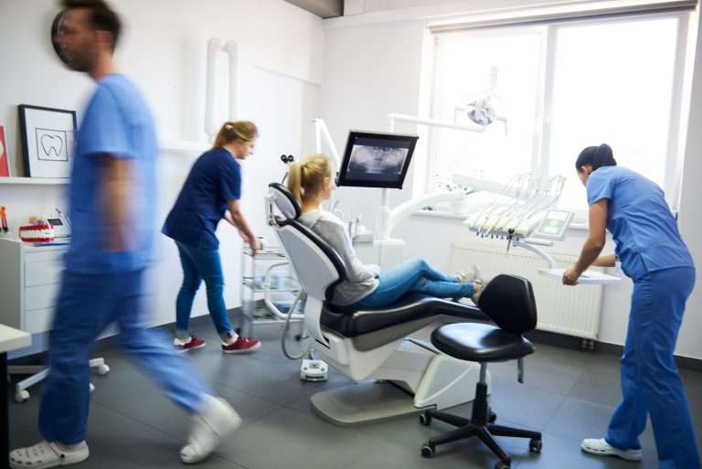 Read more about the article How Long Until a Tooth Infection Kills You? Q&A